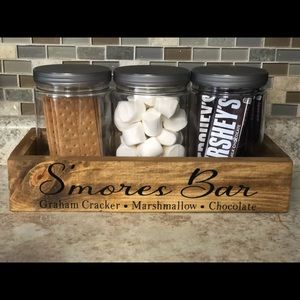 S'mores Bar Set with Gray Lids